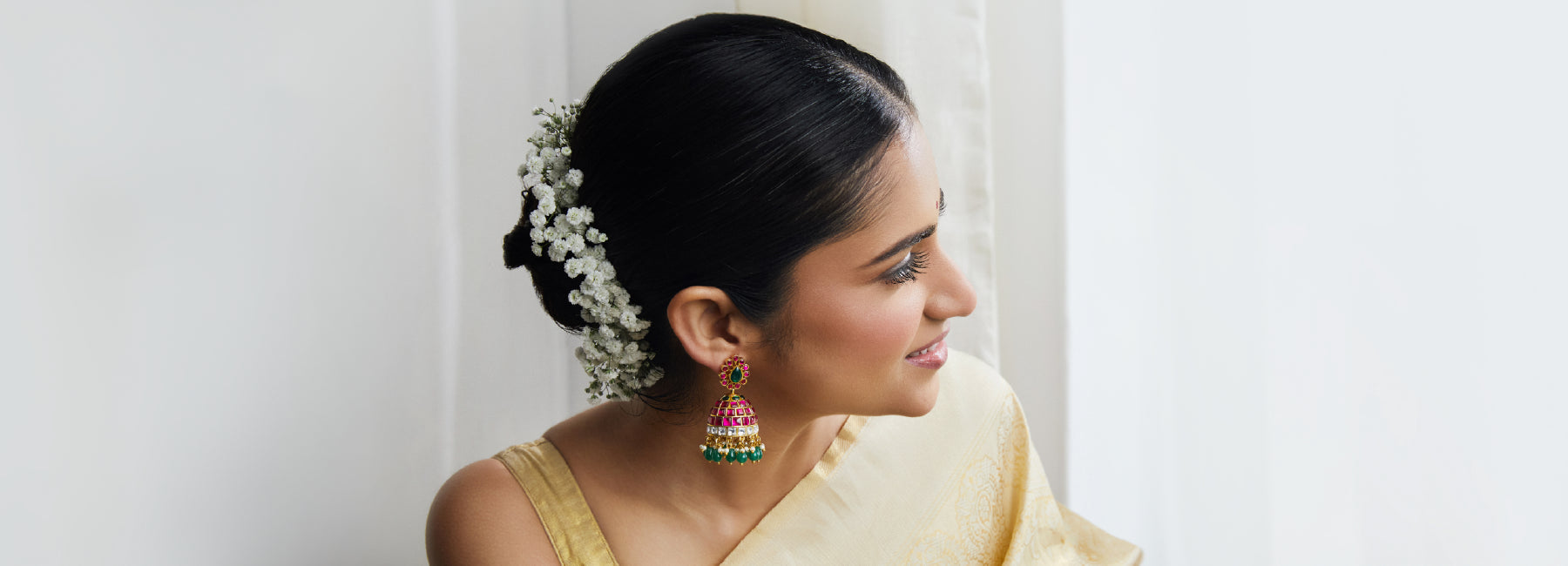 Jhumka Earrings: The Perfect Fashion Essential for Every Occasion