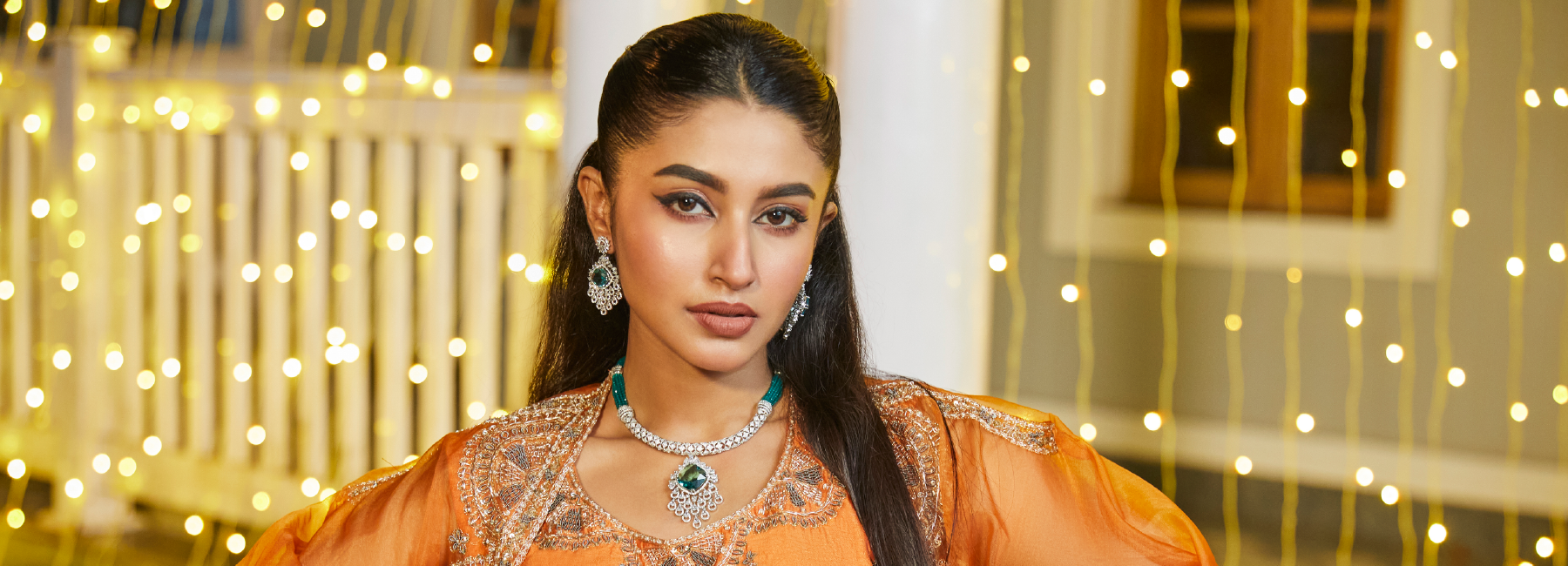 How to Style Traditional and Modern Jewelry for Diwali Parties