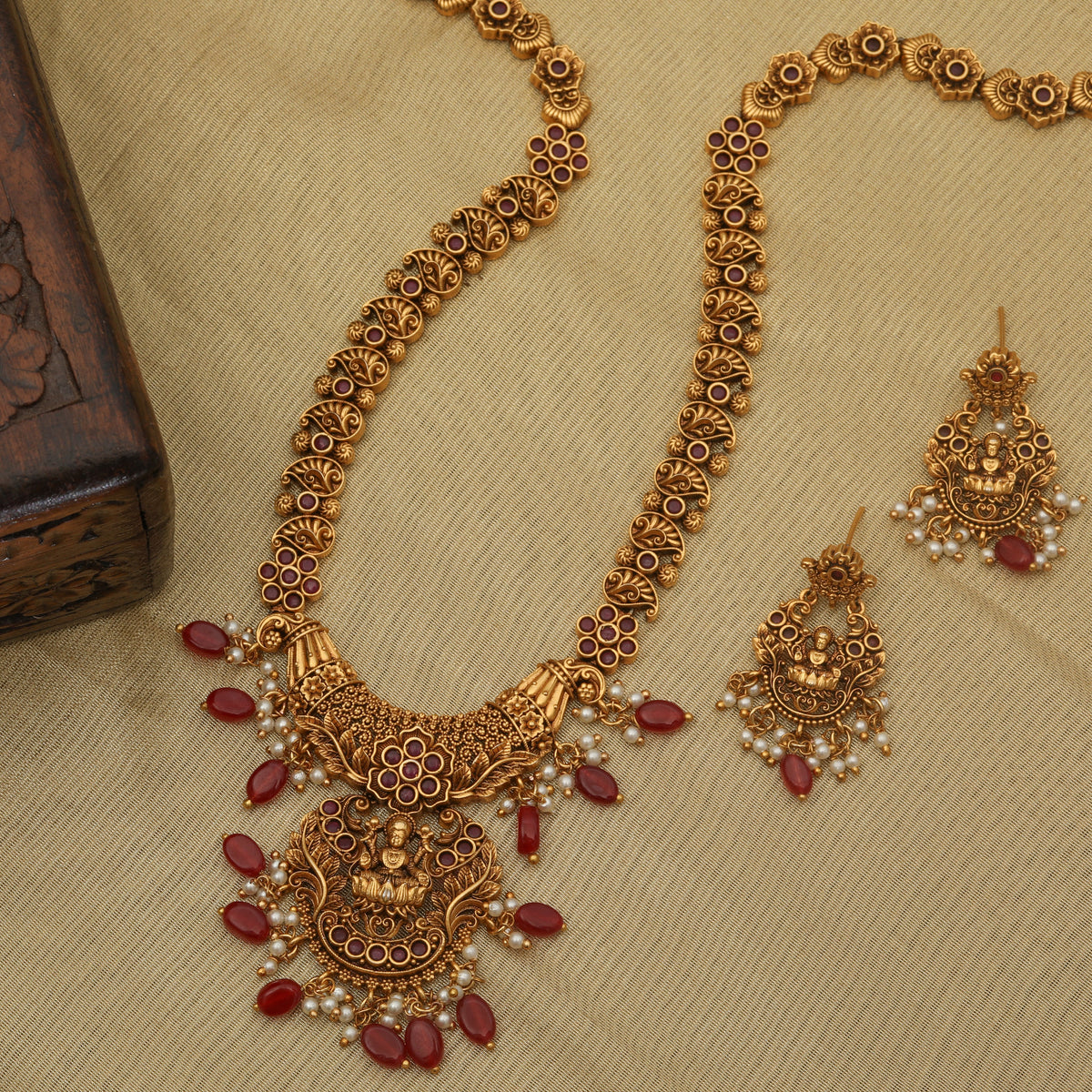 Padmashri Antique Long Necklace Set