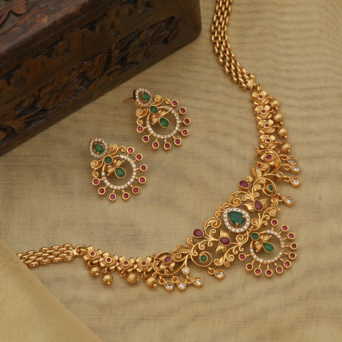 Akshi Antique Choker Set