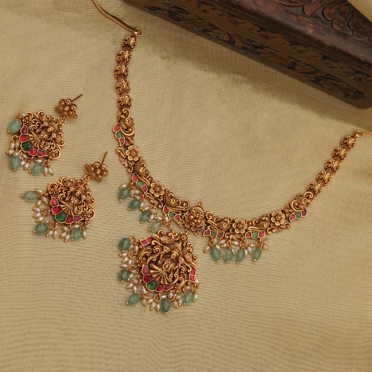 Harini Antique Temple Necklace Set