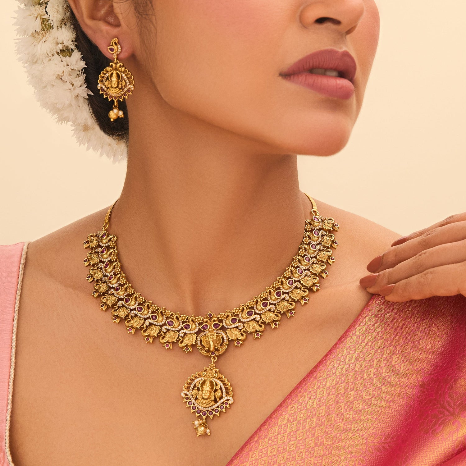 Harinarayan Antique Necklace Set